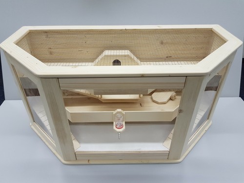 Hamsterpanorama aus holz - ,